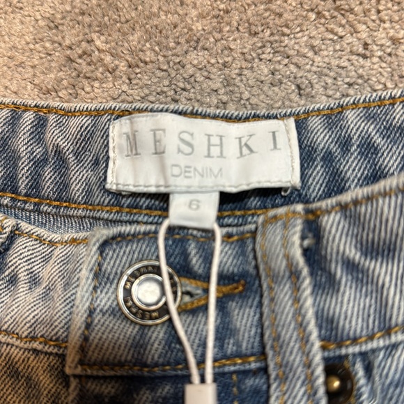 NWT Meshki Kira Raw Hem Longline Boyfriend Shorts - Picture 4 of 7